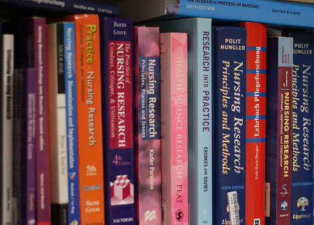 Wissenschaft und Pflege – geht das zusammen?